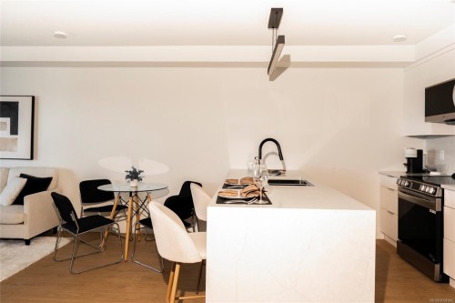 304-45 Haliburton St, Nanaimo, BC - Indoor