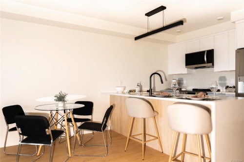 304-45 Haliburton St, Nanaimo, BC - Indoor