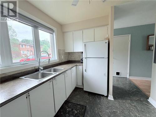 9 Frame Crescent, Elliot Lake, ON - Indoor Photo Showing Kitchen With Double Sink