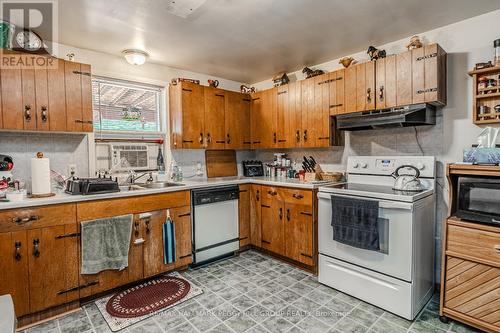 6134 County Road 13, Adjala-Tosorontio, ON - Indoor Photo Showing Kitchen
