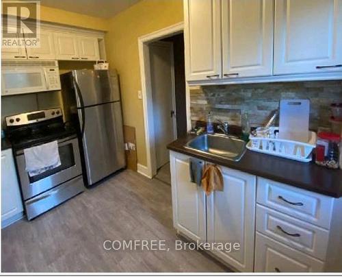 90 Riverside Drive, Greater Sudbury (Sudbury), ON - Indoor Photo Showing Kitchen