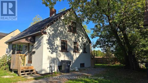 19 Pearl Street, Mississauga, ON 