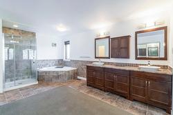 Ensuite bathroom - 