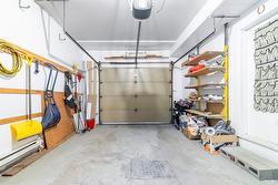 Garage - 