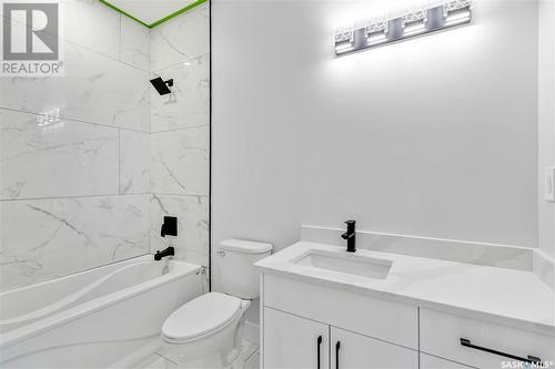 840 Ballesteros Crescent, Warman, SK - Indoor Photo Showing Bathroom