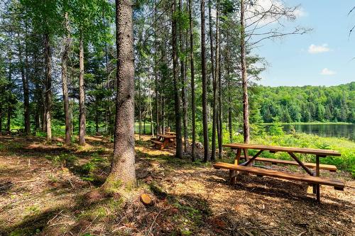 Accès au plan d'eau - Ch. Olivier-Paradis, Labelle, QC 