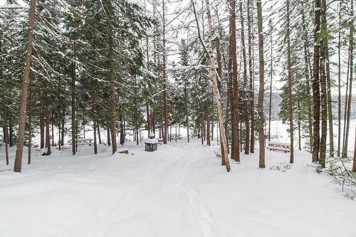 Accès au plan d'eau - Ch. Olivier-Paradis, Labelle, QC 