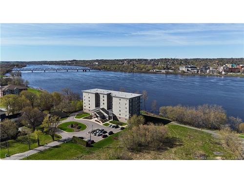 1 Southview Lane, Fredericton, NB 