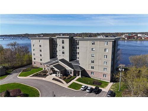 1 Southview Lane, Fredericton, NB 