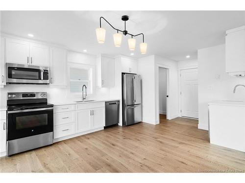 6 Briar Brook Pl, Fredericton, NB 