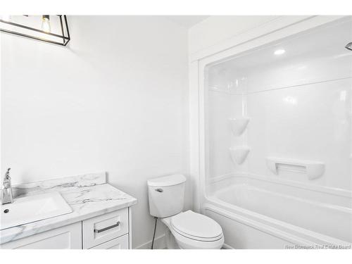 6 Briar Brook Pl, Fredericton, NB 