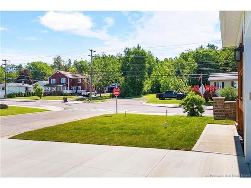 6 Briar Brook Pl, Fredericton, NB 