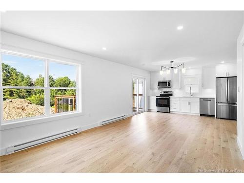 6 Briar Brook Pl, Fredericton, NB 