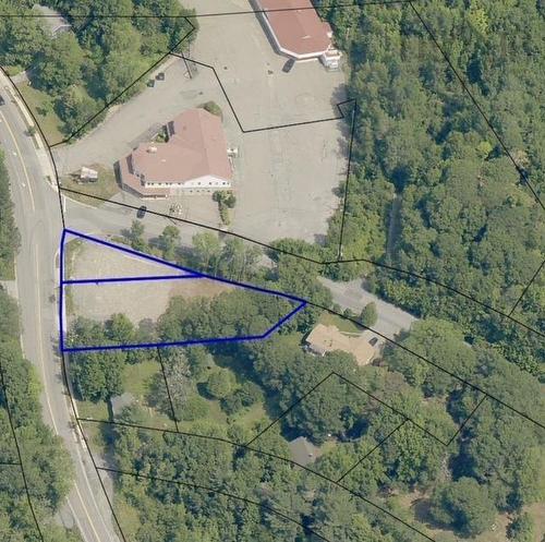 3046 Highway 2, Fall River, NS 