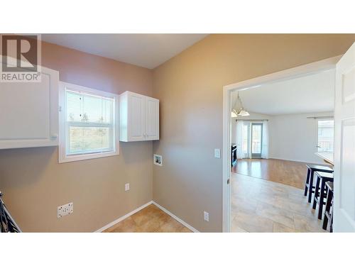 100 16Th Street S, Cranbrook, BC - Indoor Photo Showing Other Room