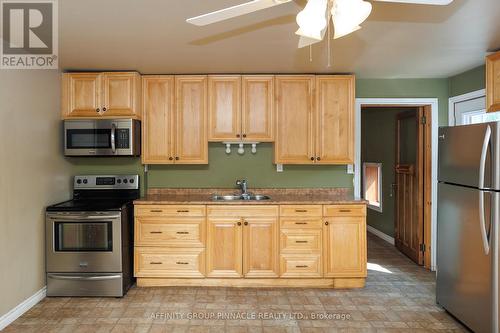 1850 Victoria Road, Kawartha Lakes (Bexley), ON - Indoor Photo Showing Kitchen With Double Sink