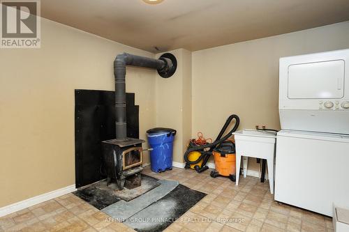 1850 Victoria Road, Kawartha Lakes (Bexley), ON - Indoor Photo Showing Laundry Room