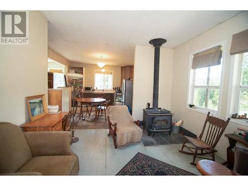 820 Kane Valley Road, Merritt, BC - Indoor Photo Showing Living Room With Fireplace
