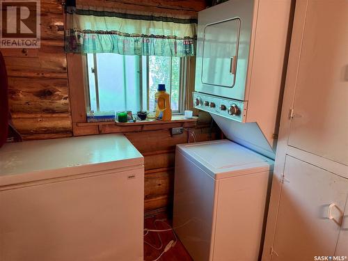 206 Spruce Street, Northern Admin District, SK - Indoor Photo Showing Laundry Room