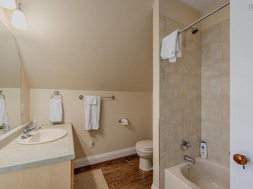 42 Queen Street, Yarmouth, NS 