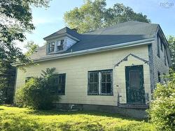 163 Hillside Road  Brooklyn, NS B0J 1H0