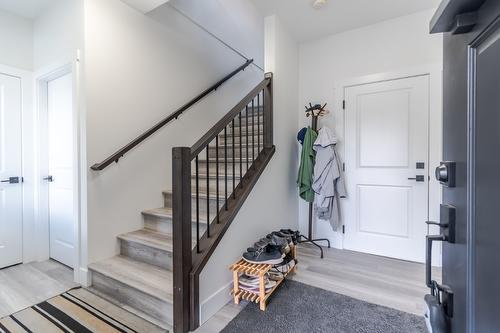 180 Hollywood Crescent, Lillooet, BC - Indoor Photo Showing Other Room