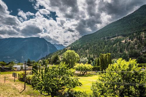 180 Hollywood Crescent, Lillooet, BC - Outdoor With View