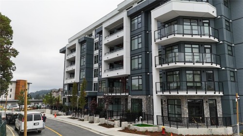 602-6320 Sentinal Dr, Nanaimo, BC - Outdoor With Facade