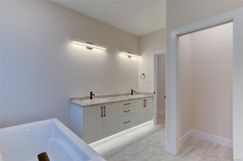 549 Mountain View Dr, Lake Cowichan, BC 