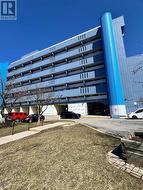 828 - 4645 JANE STREET  Toronto, ON M3N 2K9