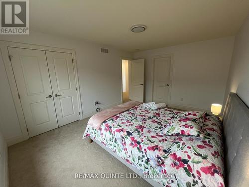 54 Campbell Crescent, Prince Edward County (Picton Ward), ON - Indoor Photo Showing Bedroom