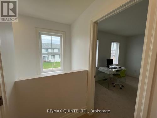 54 Campbell Crescent, Prince Edward County (Picton Ward), ON - Indoor Photo Showing Other Room