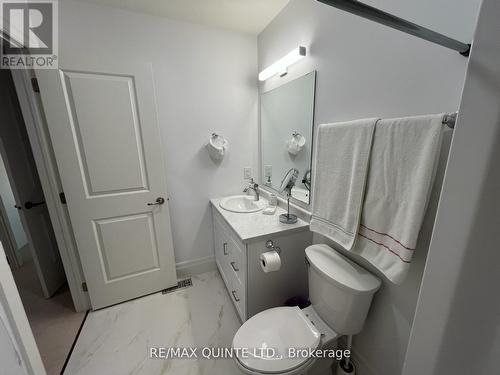 54 Campbell Crescent, Prince Edward County (Picton Ward), ON - Indoor Photo Showing Bathroom
