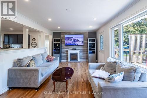 188 Cayley Street, Goderich (Goderich (Town)), ON - Indoor Photo Showing Living Room With Fireplace