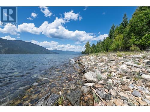 13635 3A Highway, Boswell, BC 