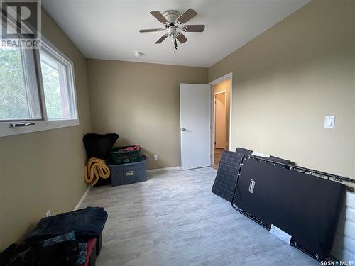304 5Th Avenue W, Coleville, SK - Indoor Photo Showing Other Room