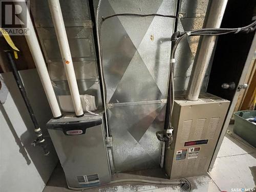 304 5Th Avenue W, Coleville, SK - Indoor Photo Showing Basement