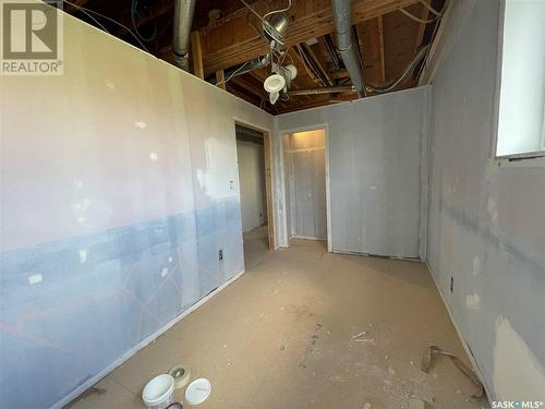 304 5Th Avenue W, Coleville, SK - Indoor