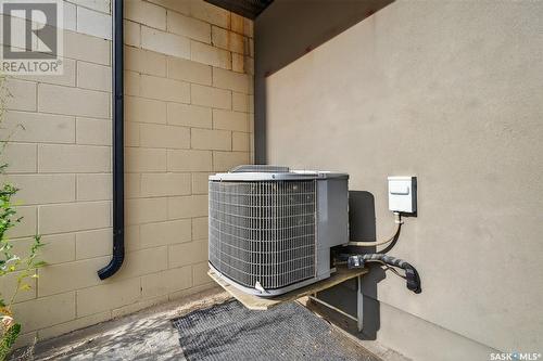 526 Main Street N, Moose Jaw, SK 