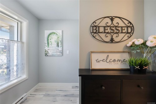 1341 Blue Heron Rd, Nanaimo, BC - Indoor Photo Showing Other Room