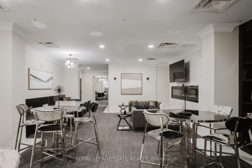 Lph13-118 King Street E, Hamilton, ON - Indoor Photo Showing Dining Room
