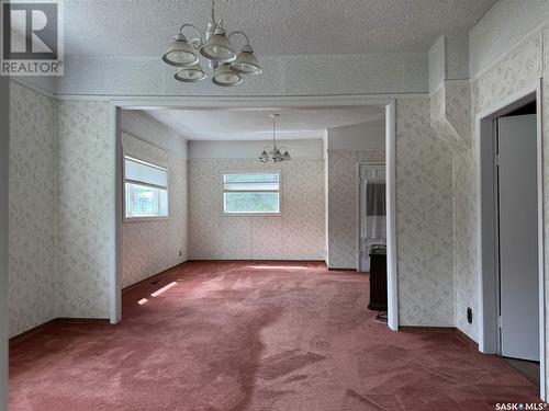 218 4Th Street E, Wynyard, SK - Indoor Photo Showing Other Room