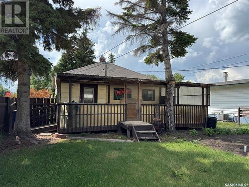 218 4Th Street E, Wynyard, SK - Outdoor With Deck Patio Veranda