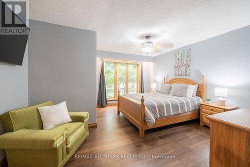 3 Marilyn Avenue, Whitchurch-Stouffville, ON - Indoor Photo Showing Bedroom