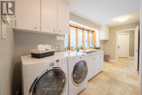 3 Marilyn Avenue, Whitchurch-Stouffville, ON - Indoor Photo Showing Laundry Room
