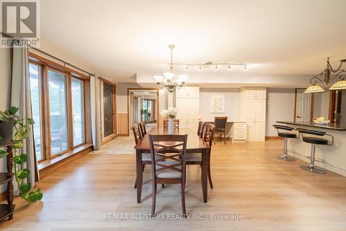 3 Marilyn Avenue, Whitchurch-Stouffville, ON - Indoor Photo Showing Dining Room