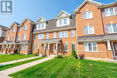 15 - 230 Avonsyde Boulevard, Hamilton, ON - Outdoor With Facade