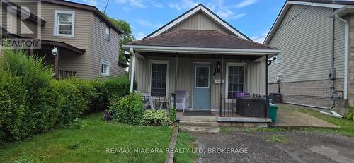 16 CHURCHILL STREET  St. Catharines (Western Hill), ON L2S 2P2