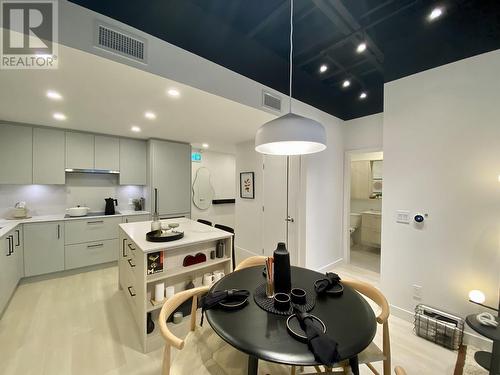 2700 Kingsway, Vancouver, BC 