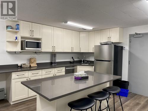 2700 Kingsway, Vancouver, BC 